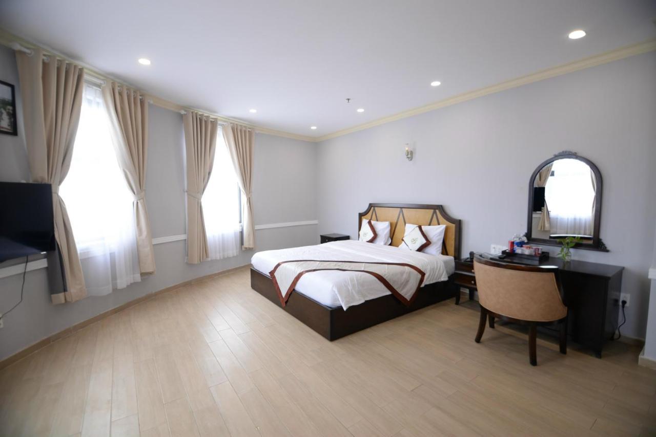 Que Toi Hotel Soc Trang Екстер'єр фото