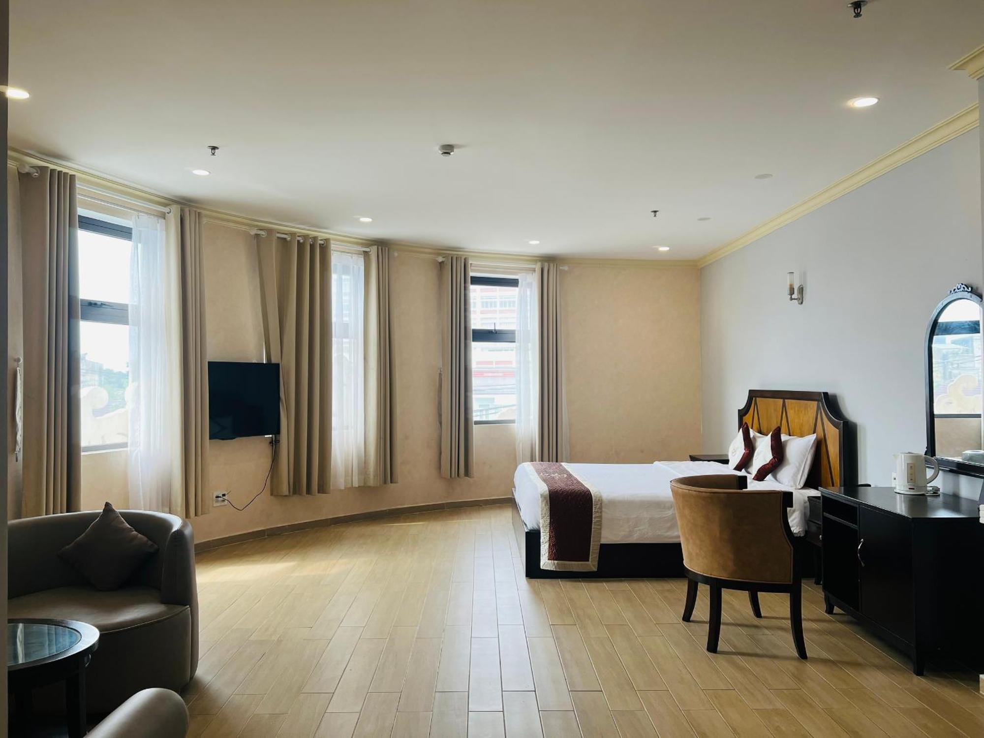 Que Toi Hotel Soc Trang Екстер'єр фото
