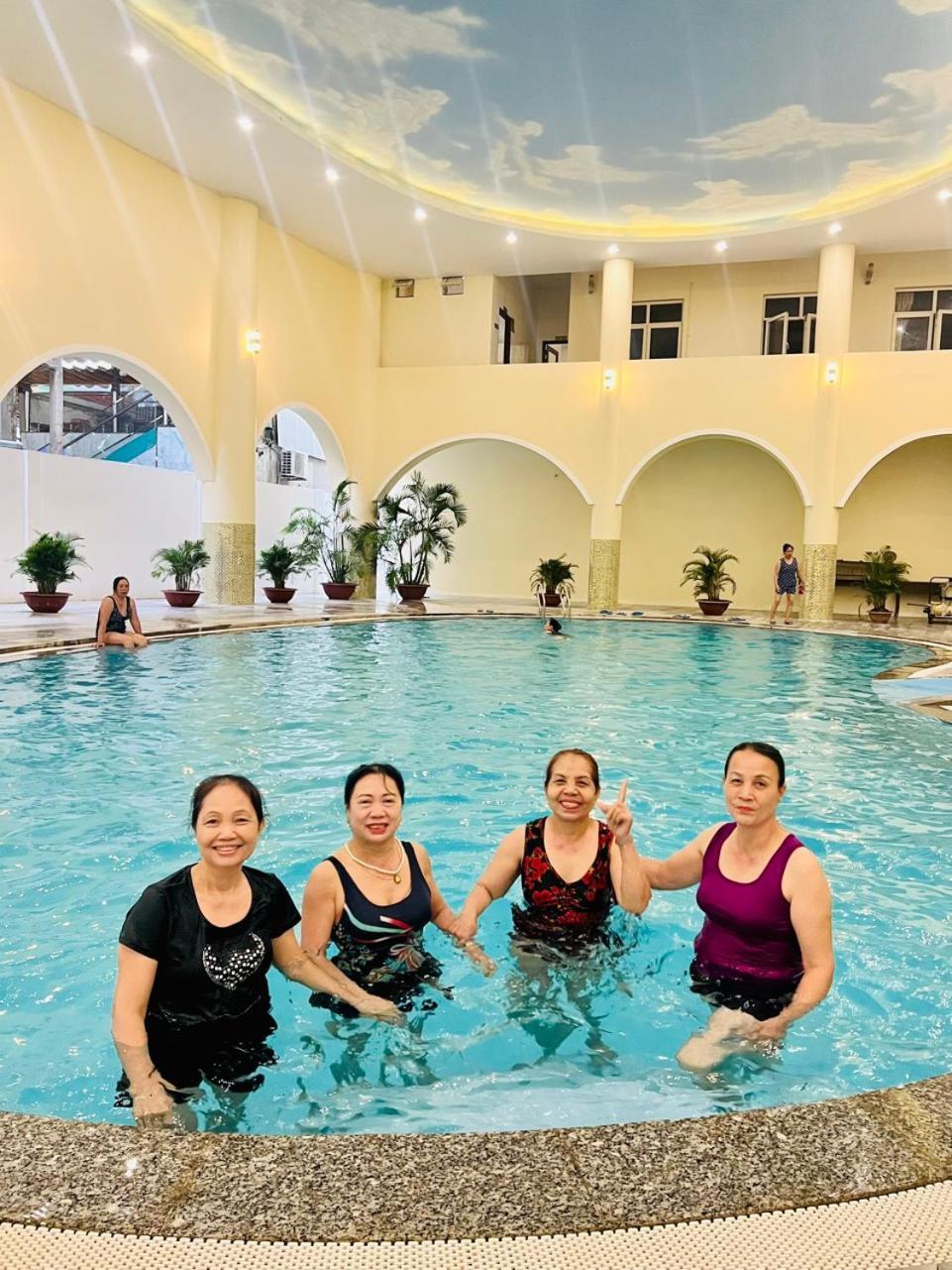 Que Toi Hotel Soc Trang Екстер'єр фото