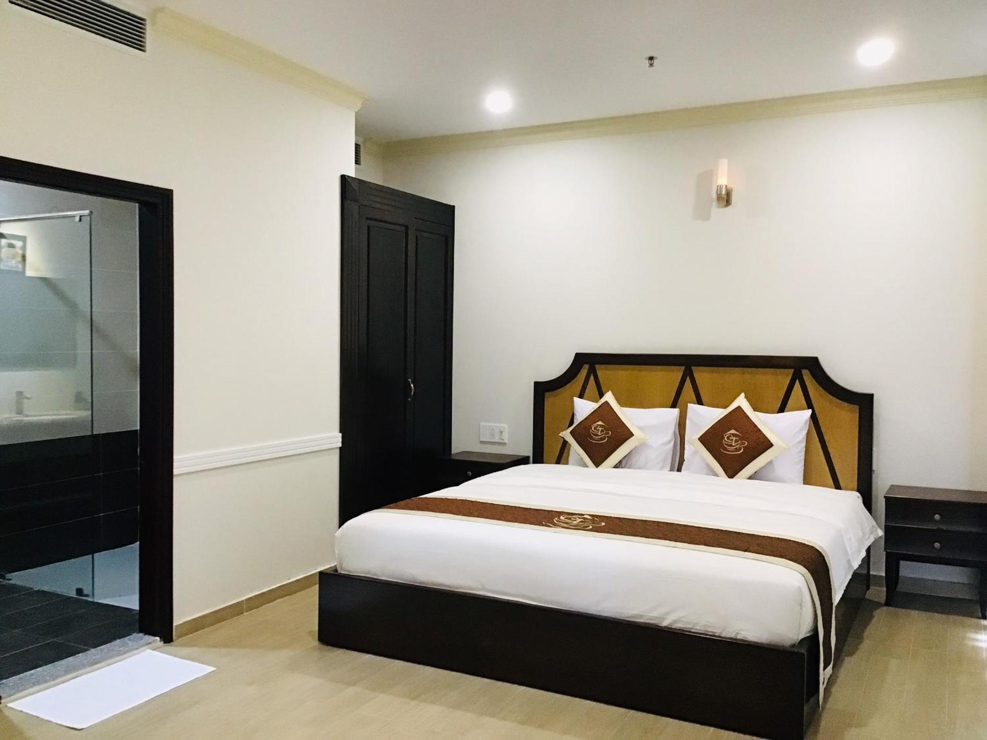 Que Toi Hotel Soc Trang Екстер'єр фото